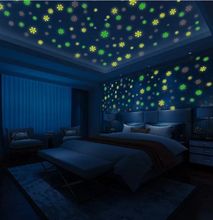 Glow In The Dark Luminous Snow Flakes Wall Stickers